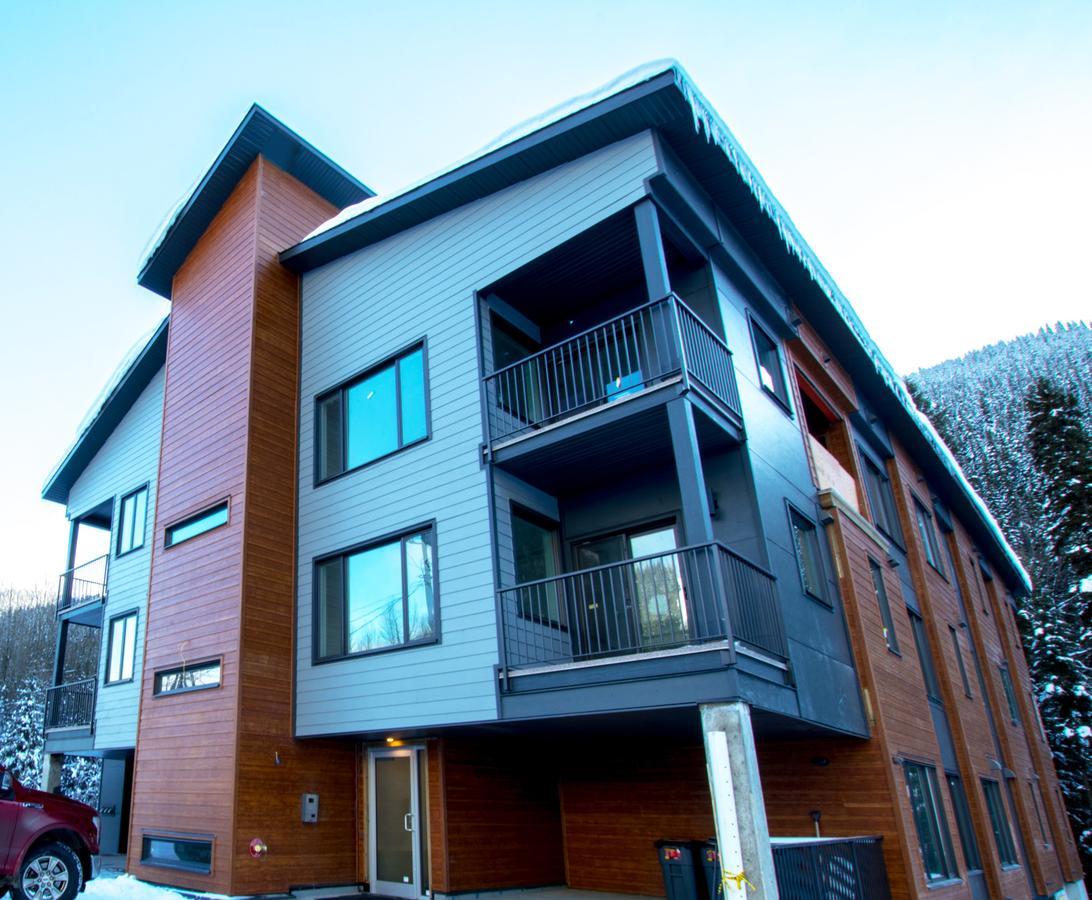 Hotel The Burfield Sun Peaks Exterior foto